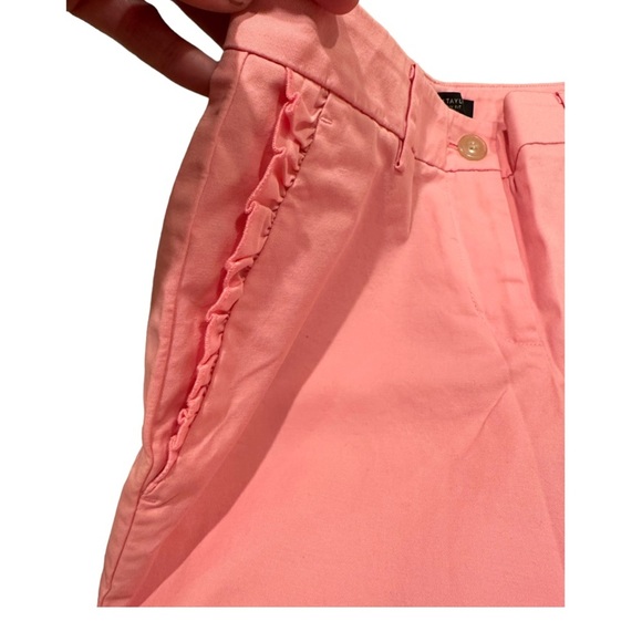 Ann Taylor Curvy Mid-Rise Ruffle Crop Pants Capri Barbiecore Size 00 - Picture 5 of 6